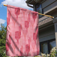 Aloha Hawaii Vintage Kahili Pa'a Lima Garden Flag Palaka Print Berry Pink