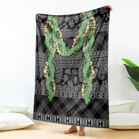 Hawai'i Paniolo Maile Twisted Lei Blanket Obsidian Black LT7 - Polynesian Pride