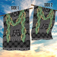 Hawai'i Paniolo Maile Twisted Lei Garden Flag Obsidian Black LT7 - Polynesian Pride