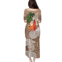 Polynesian Puletasi Tropical Santa - Plumeria Beige Vintage