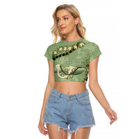 Hawaii Molokai Island Flowers Lei Raglan Cropped T Shirt Kukui Nut Mossy Green