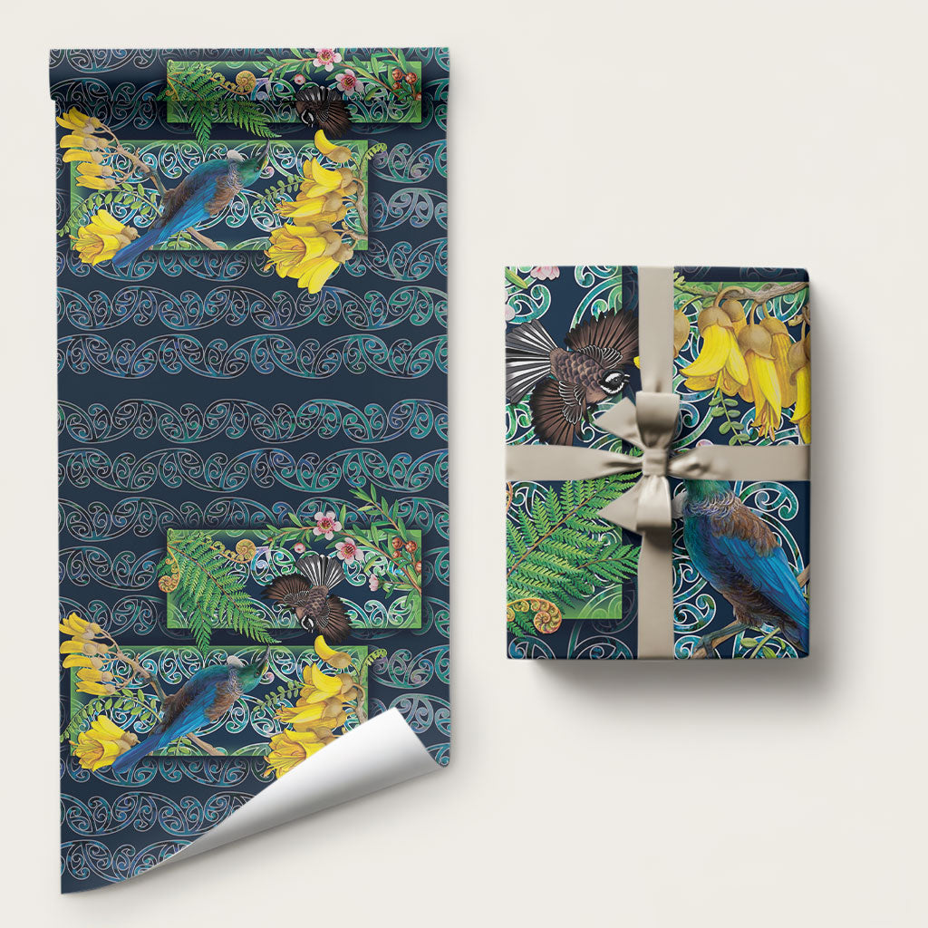 Aotearoa Maori Mangopare Christmas Wrapping Paper Pikawakawa and Tui