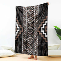 Classic Tukutuku Pattern Aotearoa Blanket Niho Taniwha and Puhoro Motifs