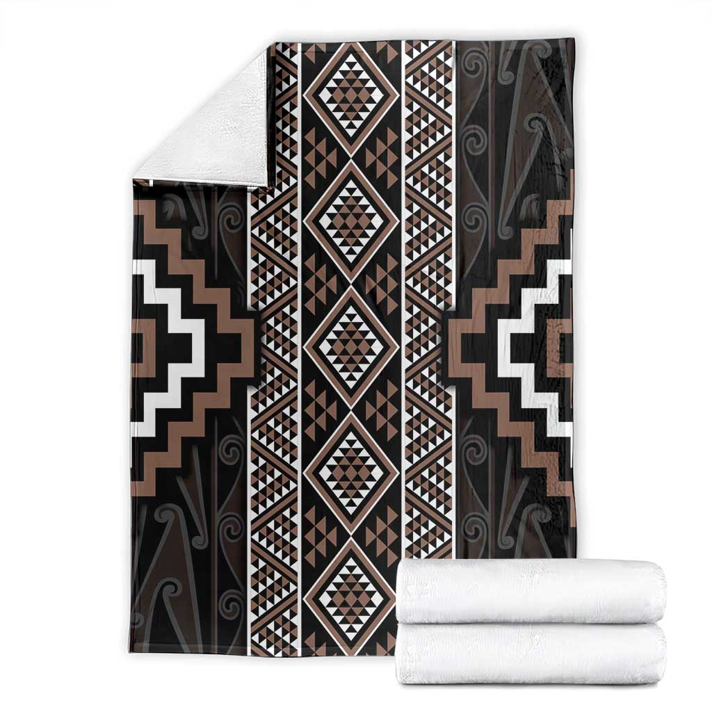 Classic Tukutuku Pattern Aotearoa Blanket Niho Taniwha and Puhoro Motifs