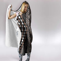 Classic Tukutuku Pattern Aotearoa Hooded Blanket Niho Taniwha and Puhoro Motifs