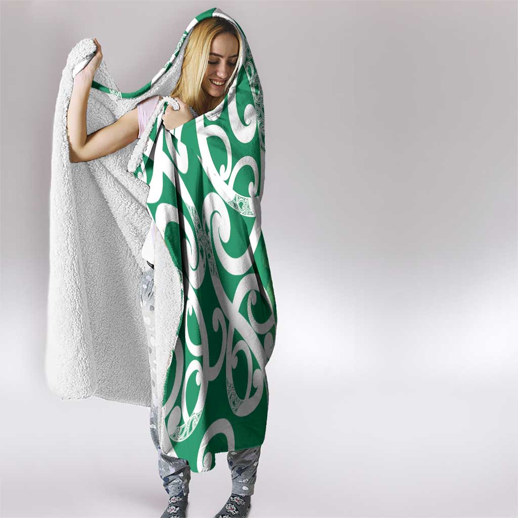 Pounamu Green Maori Hooded Blanket Koru Kowhaiwhai - Polynesian Pride