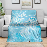 Aotearoa Maori Koru Curves Blanket Silver Ferns - Turquoise