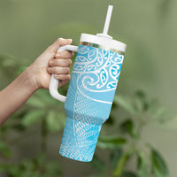 Aotearoa Maori Koru Curves Tumbler With Handle Silver Ferns - Turquoise