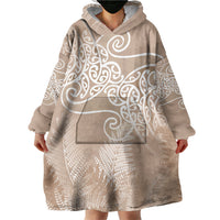Aotearoa Maori Koru Curves Wearable Blanket Hoodie Silver Ferns - Mocha