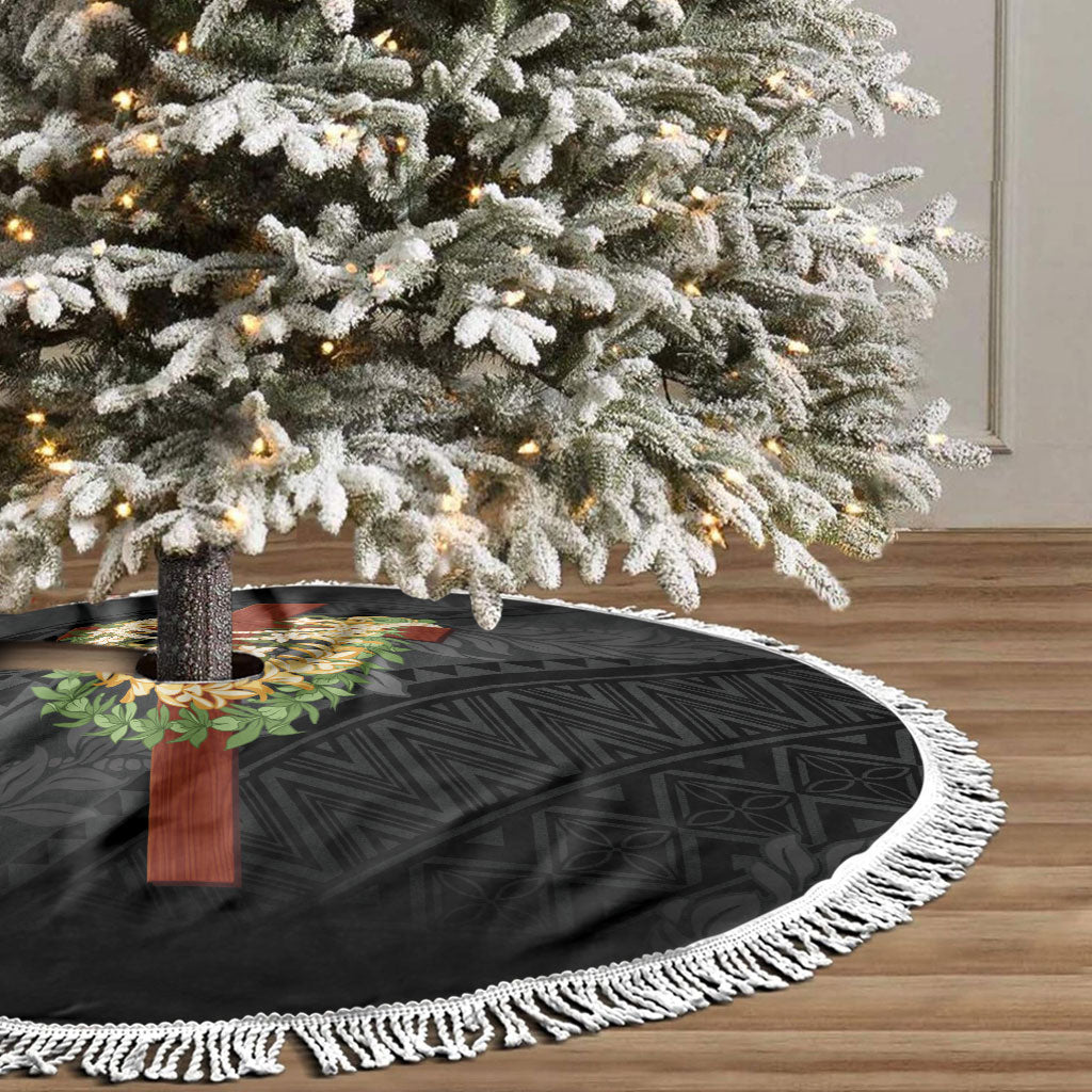 Hawaii ⁠Ka Pule a ka Haku Memorial Tree Skirt Flower Lei Cross - Black
