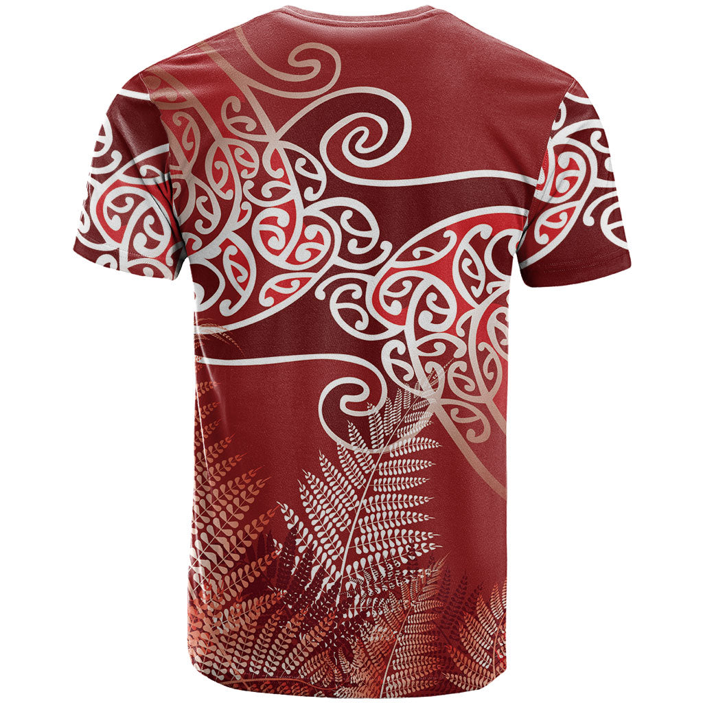 Aotearoa Maori Koru Curves T Shirt Silver Ferns - Crimson Red