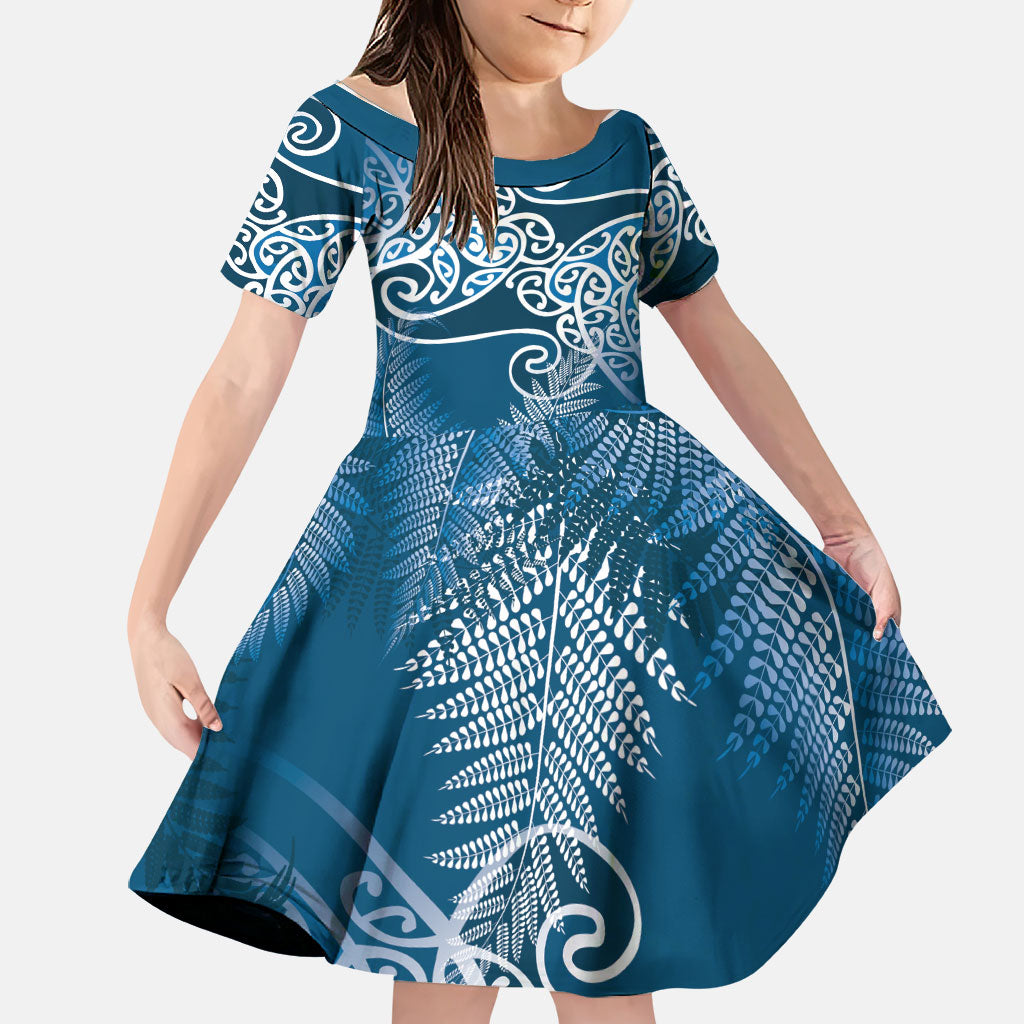 Aotearoa Maori Koru Curves Family Matching Off Shoulder Maxi Dress and Hawaiian Shirt Silver Ferns - Navy Blue