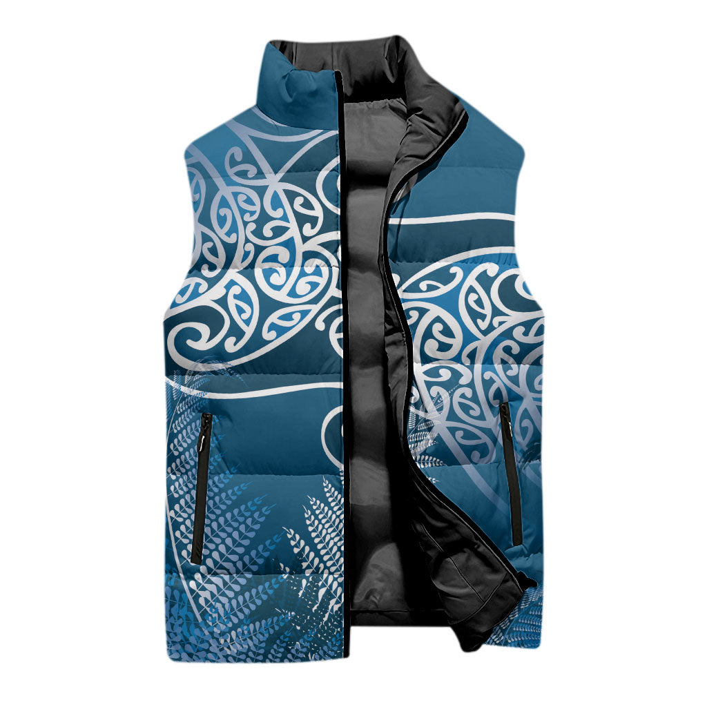 Aotearoa Maori Koru Curves Sleeveless Puffer Jacket Silver Ferns - Navy Blue