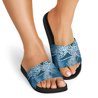 Aotearoa Maori Koru Curves Slide Sandals Silver Ferns - Navy Blue