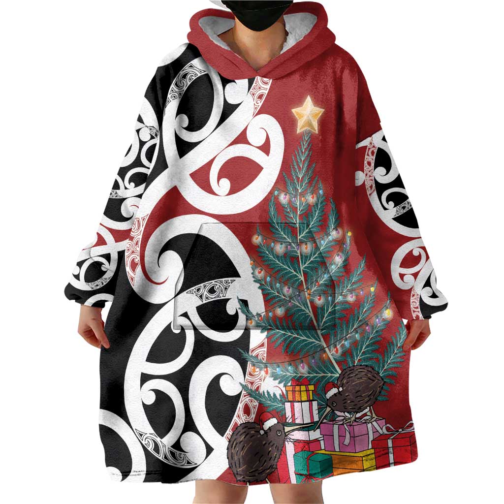 New Zealand Silver Fern Christmas Tree Wearable Blanket Hoodie Meri Kirihimete - Polynesian Pride