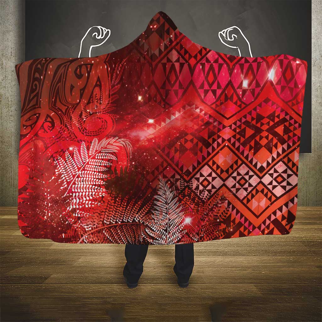 Aotearoa Taniko Matariki Hooded Blanket Cosmic Red