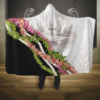 Hawaii Mokihana Mix Pikake Leis Mahalo 'Olelo Hooded Blanket White Tapa LT7 - Polynesian Pride