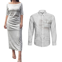 Tonga White Sunday Fakame Couples Matching Puletasi and Long Sleeve Button Shirt Tokelaufeletoa Kupesi LT7 White - Polynesian Pride