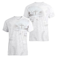 Niue White Sunday Tapu Fanau Women V-Neck T-Shirt Fiti Pua Mix Hiapo Tapa LT7 - Polynesian Pride