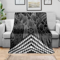 Aotearoa Taniko Pattern Blanket Poutama Mix Kowhai Flowers