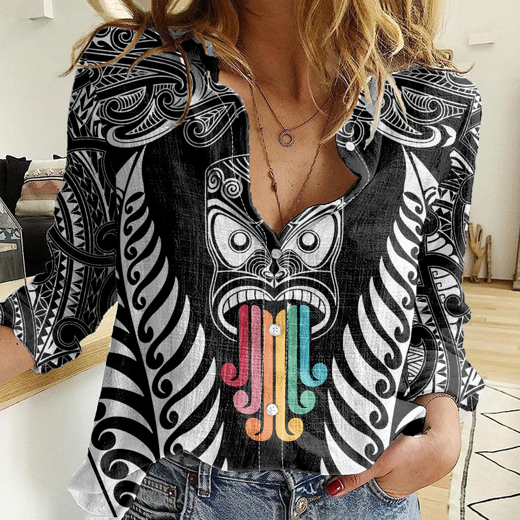 personalised-kia-kaha-te-reo-maori-women-casual-shirt-hei-tiki-mix-koru-black