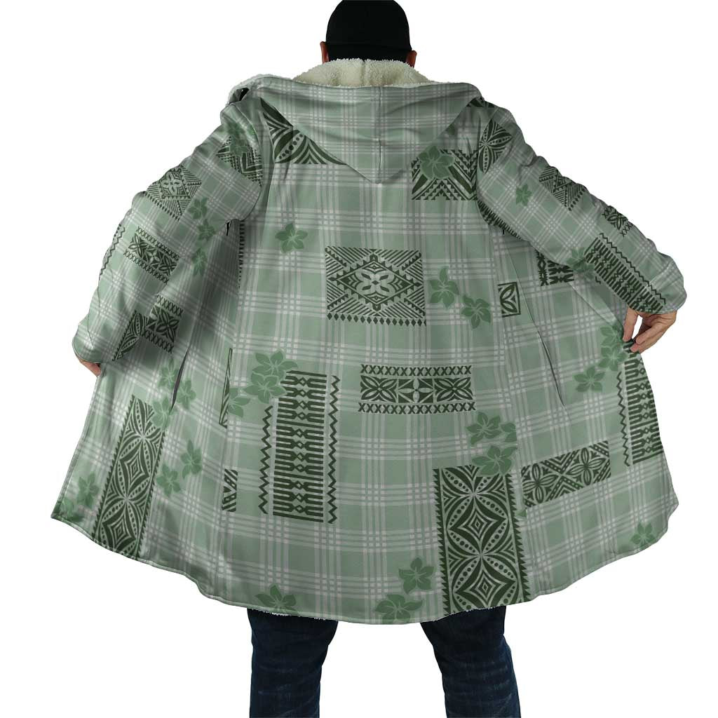 Hawaiian Quilt Tapa On Pastel Mint Palaka Motifs Cloak