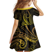 Polynesia Plumeria Lei Family Matching Short Sleeve Bodycon Dress and Hawaiian Shirt Black Gold Curves Motif