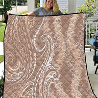 Polynesia Plumeria Lei Quilt Beige Curves Motif