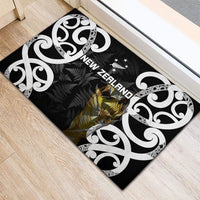 New Zealand WC2026 Black Rubber Doormat Silver Fern LT7 - Polynesian Pride
