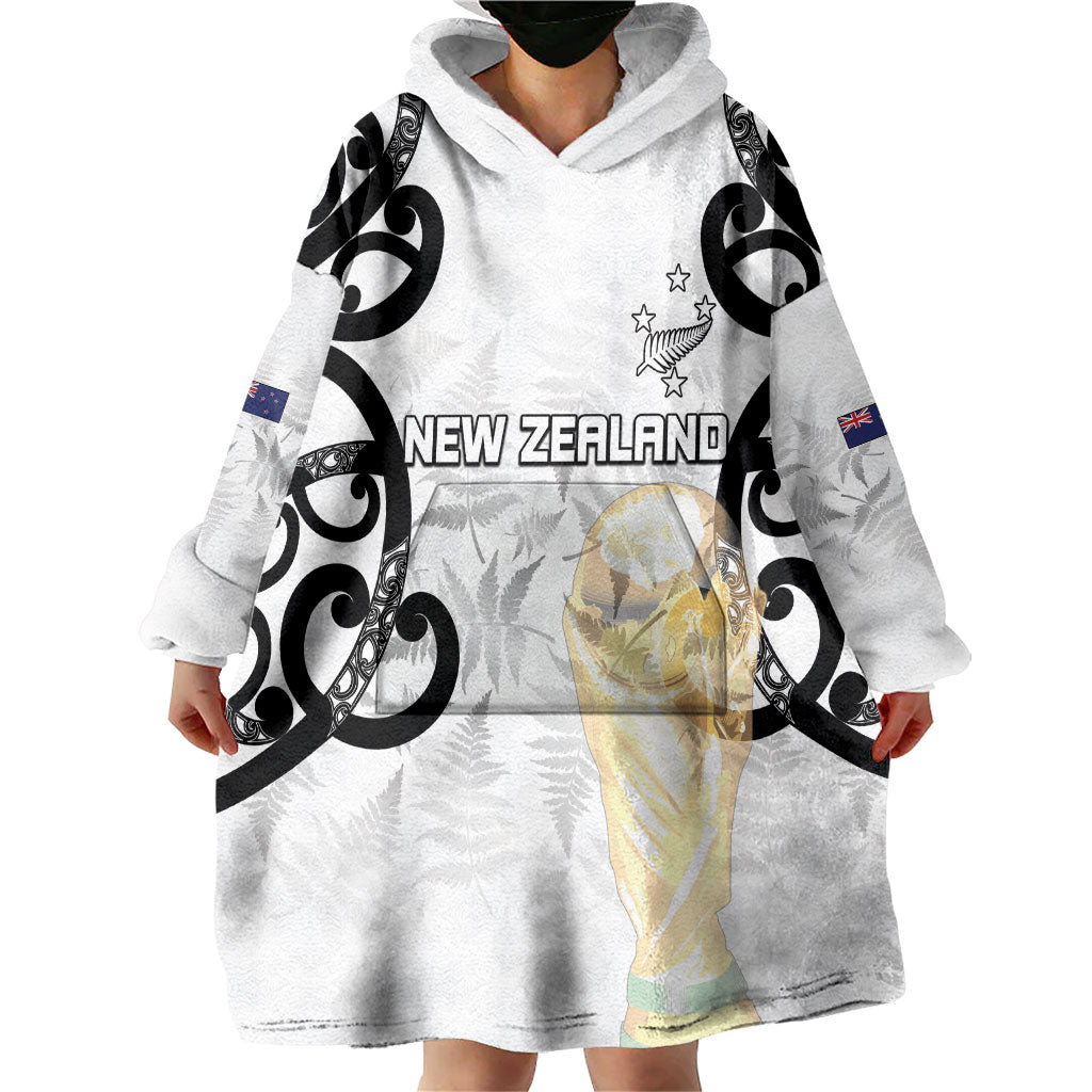 New Zealand WC2026 Custom White Wearable Blanket Hoodie Silver Fern LT7 - Polynesian Pride
