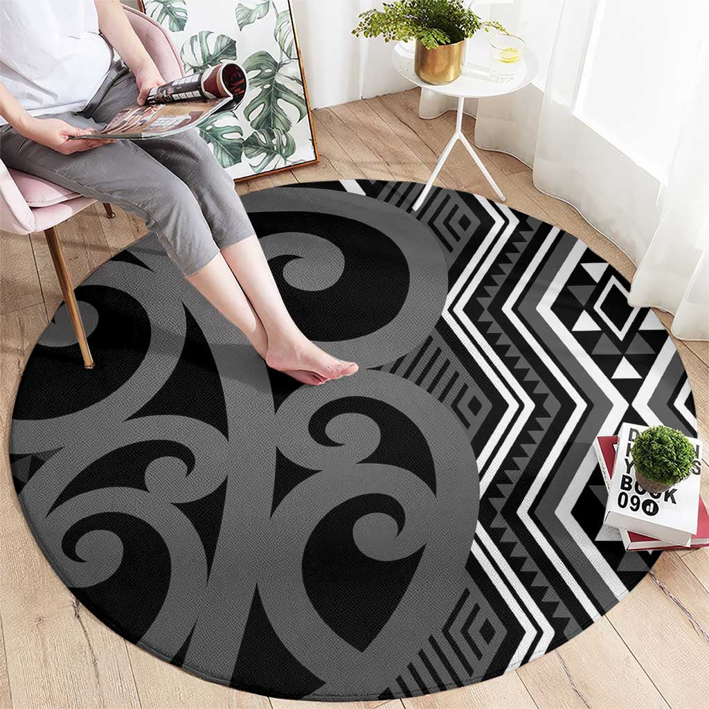 Maori Taniko Patterns Round Carpet Black Patiki Motifs Mix Whakairo Ngaru LT7 - Polynesian Pride