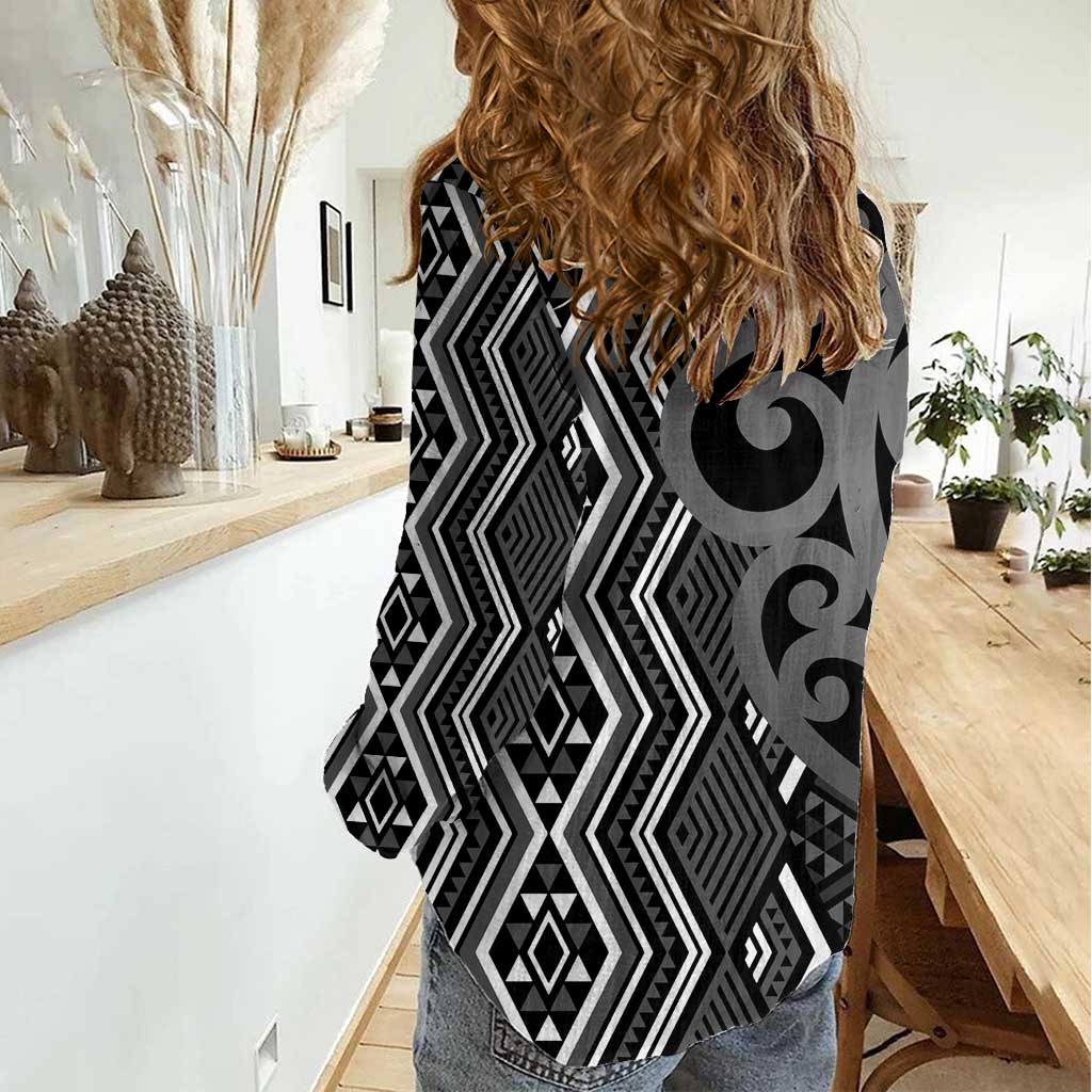 Maori Taniko Patterns Women Casual Shirt Black Patiki Motifs Mix Whakairo Ngaru