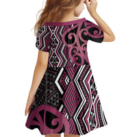 Maori Taniko Patterns Kid Short Sleeve Dress Pink Patiki Motifs Mix Whakairo Ngaru