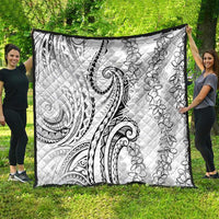 Polynesia Plumeria Lei Quilt White Curves Motif