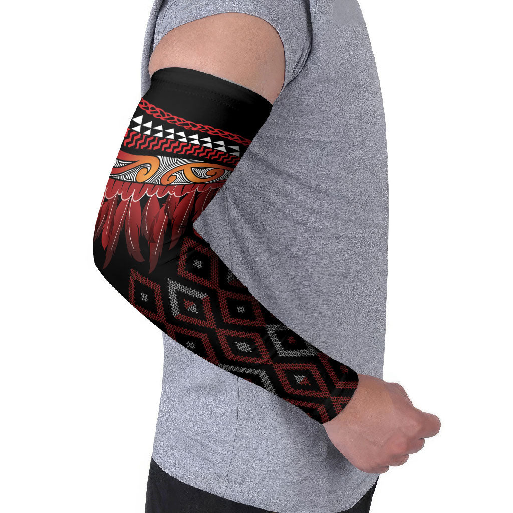 Aotearoa Maori Ngapuhi Iwi Arm Sleeves Korowai Tukutuku Kaokao Motifs