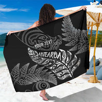 Aotearoa Personalized Lawn Bowls Maori Sarong New Zealand Black Tribal Silver Fern - Polynesian Pride