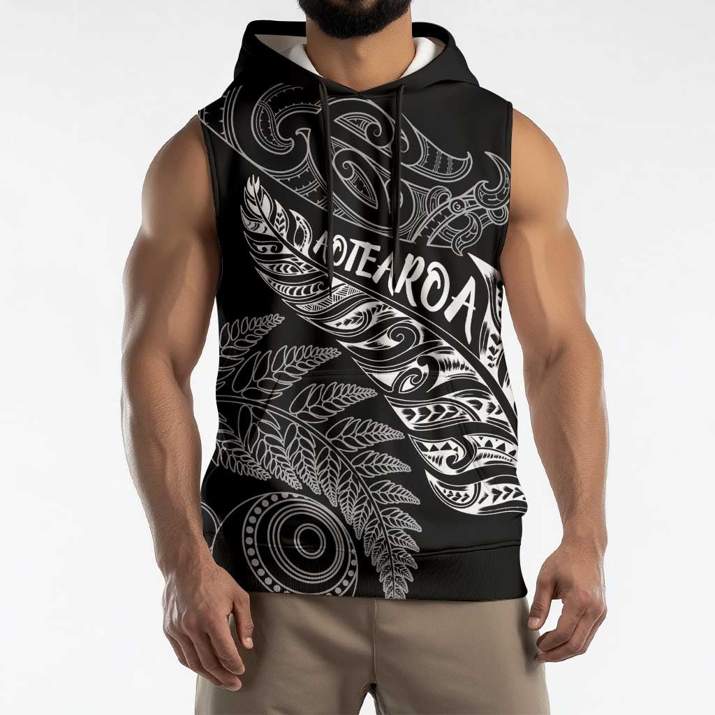Aotearoa Personalized Lawn Bowls Maori Sleeveless Hoodie New Zealand Black Tribal Silver Fern - Polynesian Pride