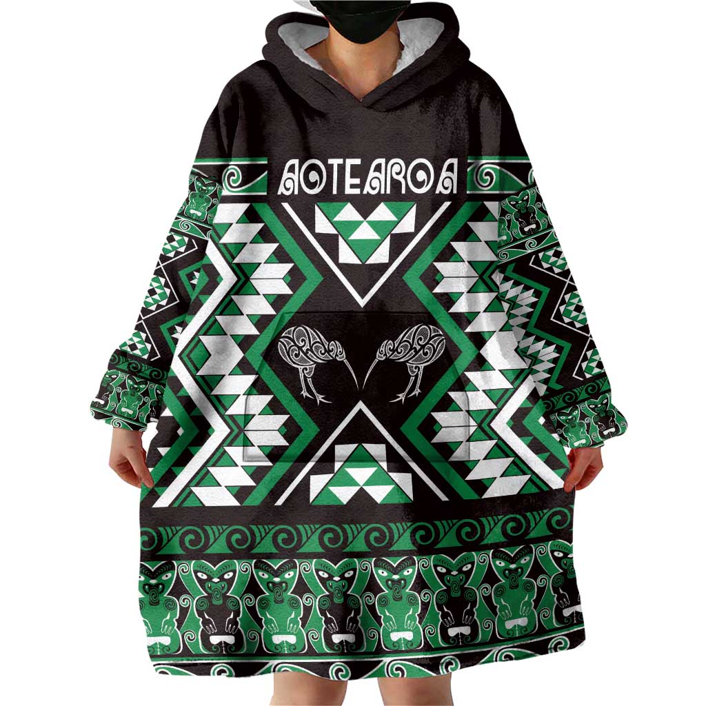 Personalised Taniko Motifs Aotearoa Wearable Blanket Hoodie Waitangi Kowhaiwhai Kiwi - Green