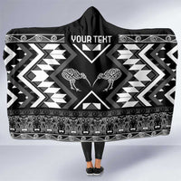 Personalised Taniko Motifs Aotearoa Hooded Blanket Waitangi Kowhaiwhai Kiwi - Monochrome LT7 One Size Grey - Polynesian Pride