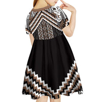 Maori Tukutuku Taniko Motifs Kid Short Sleeve Dress Brown Poutama Mix Kowhaiwhai