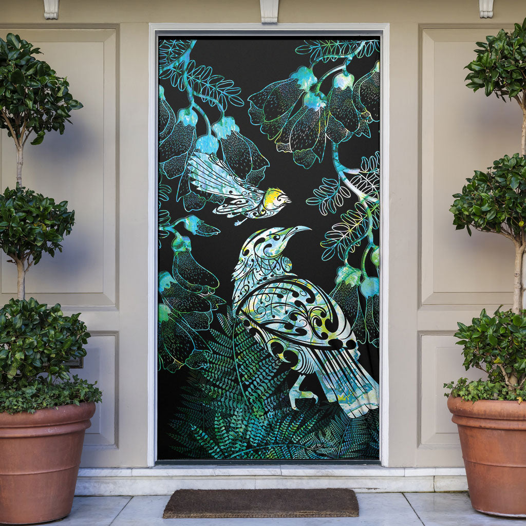 Aotearoa Maori Mahuru Door Cover Spring Time - Paua Shell Green LT7 Black - Polynesian Pride