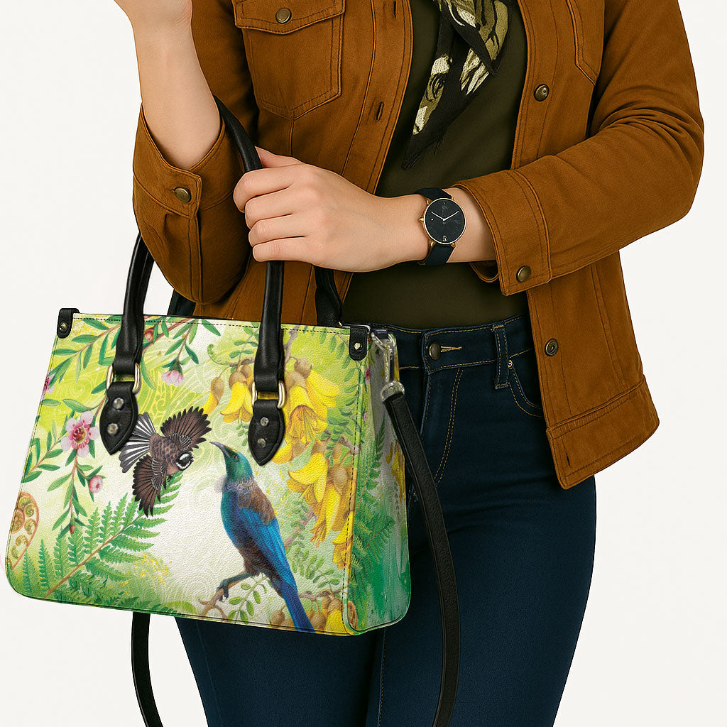 New Zealand Maori Mahuru Leather Bag Tui With Pikawakawa Spring Colors LT7 - Polynesian Pride