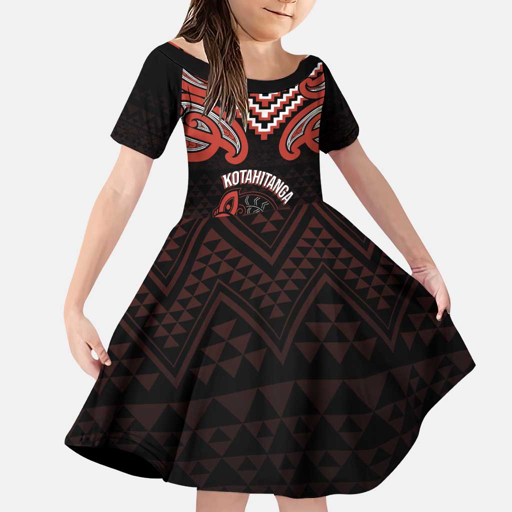 Maori Waitangi Family Matching Puletasi and Hawaiian Shirt Kotahitanga Poutama Mix Whakairo LT7 Daughter's Dress Black - Polynesian Pride