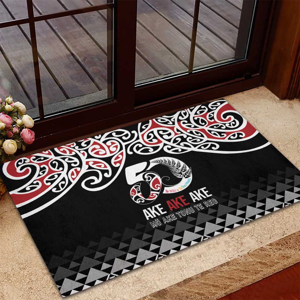 Kia Kaha Te Reo Maori Rubber Doormat 50 Years Mo Ake Tonu Te Reo - Polynesian Pride