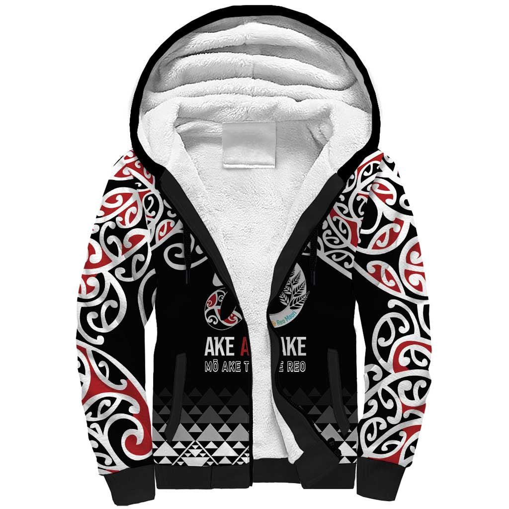 Kia Kaha Te Reo Maori Sherpa Hoodie 50 Years Mo Ake Tonu Te Reo - Polynesian Pride