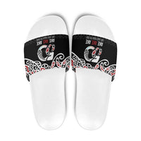 Kia Kaha Te Reo Maori Slide Sandals 50 Years Mo Ake Tonu Te Reo - Polynesian Pride