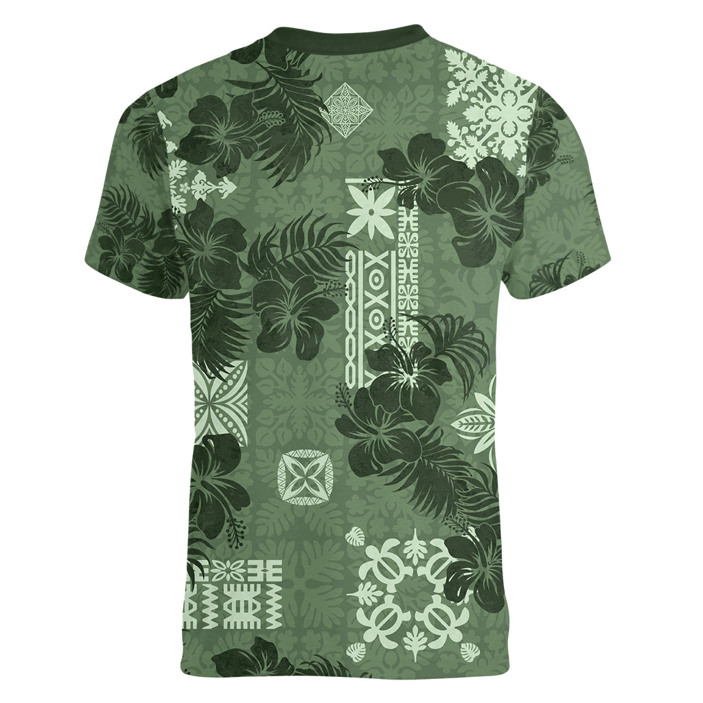 Hawaii Tapa Women V Neck T Shirt Hibiscus Mix Hawaiian Quilt Patches - Sage Green LT7 - Polynesian Pride