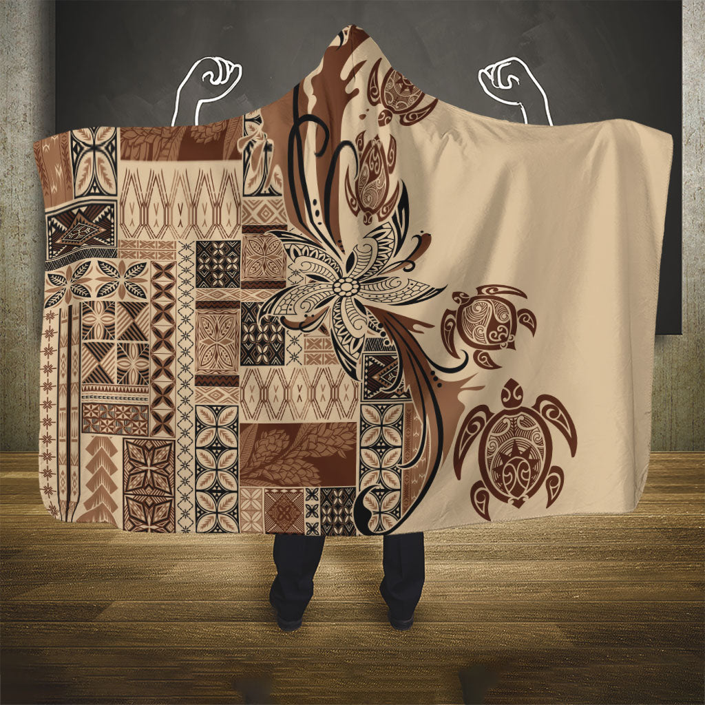 Talofa Samoa Mamanu Siapo Mix Malu Hooded Blanket Classic Beige Frangipani and Turtles