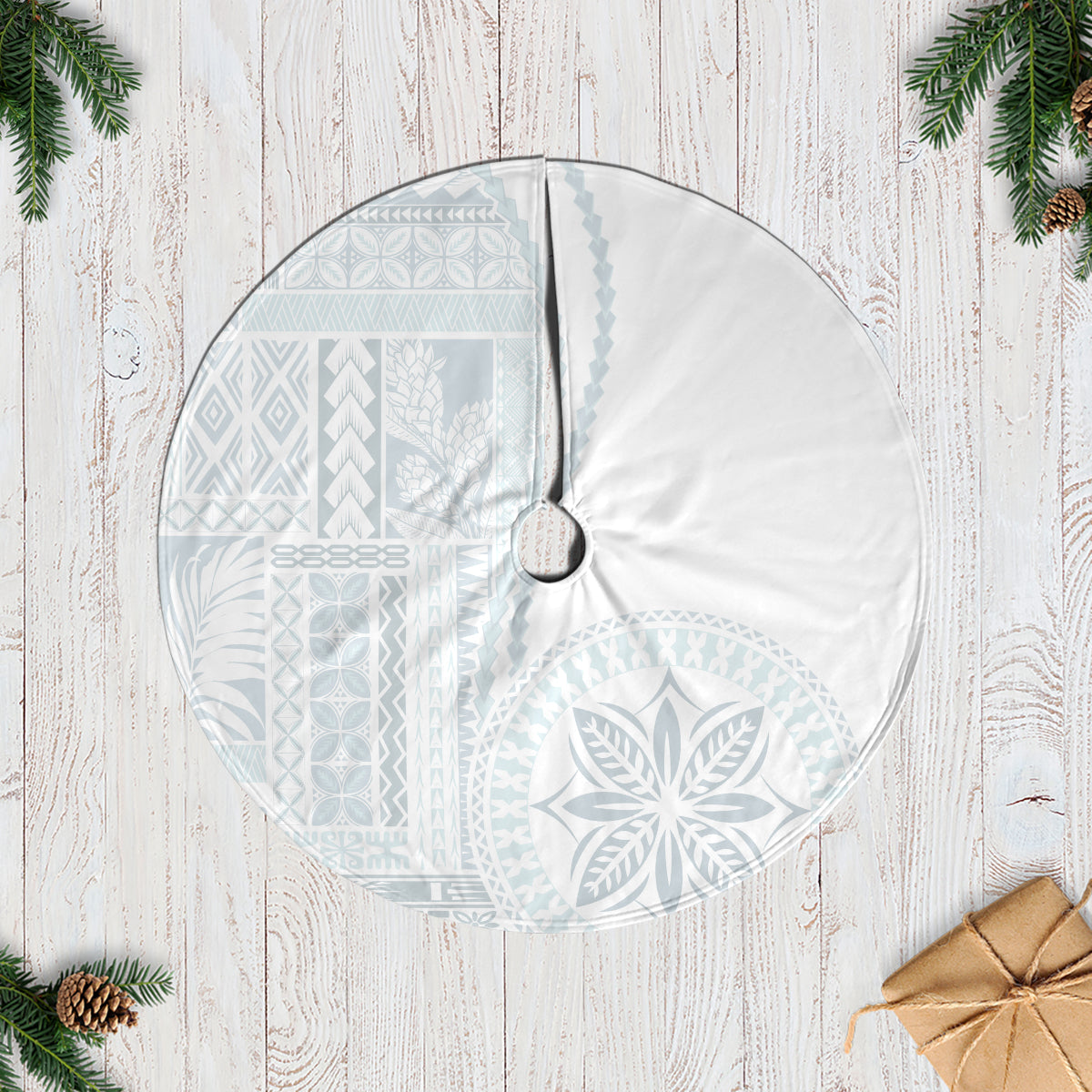 Samoa White Sunday Tree Skirt Classic Siapo Style LT7 Casual Tree Skirts White - Polynesian Pride