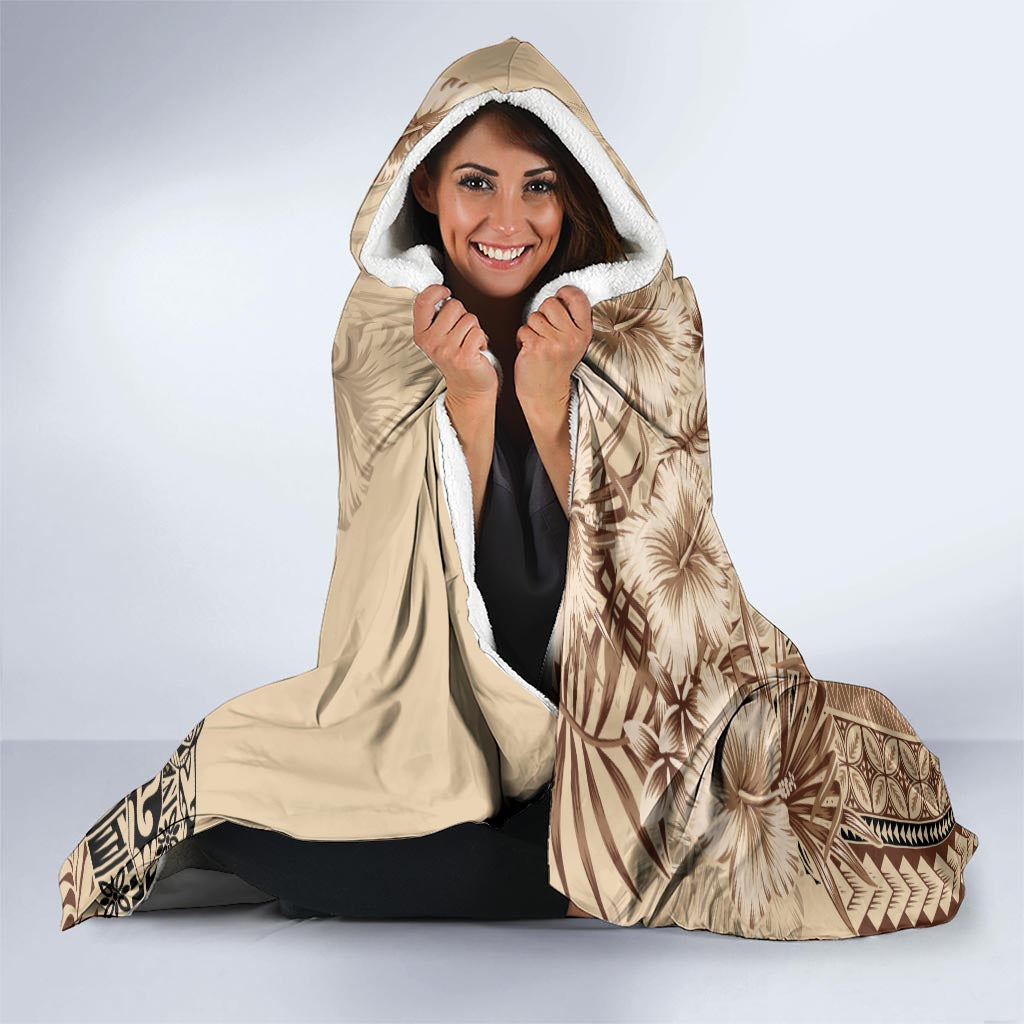 Vaiaso o le Gagana Samoa Hooded Blanket Siapo Motif Beige